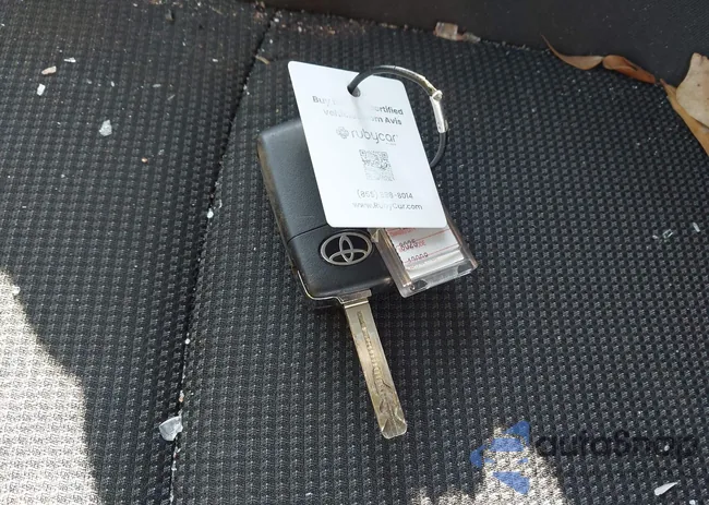 2T3F1RFV2SW526322: 44314816