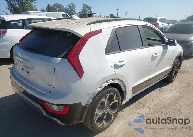 KNDCR3LE9R5136428: 44314940