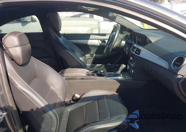 WDDGJ4HB2DF987251: 44316008