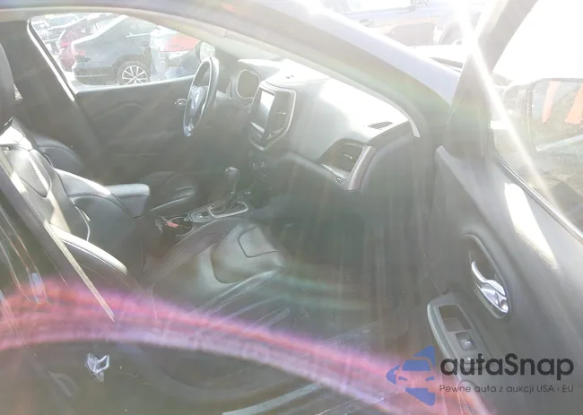 1C4PJMDSXGW142085: 44316023