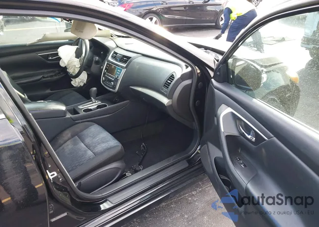 1N4AL3AP8GC123603: 44316037