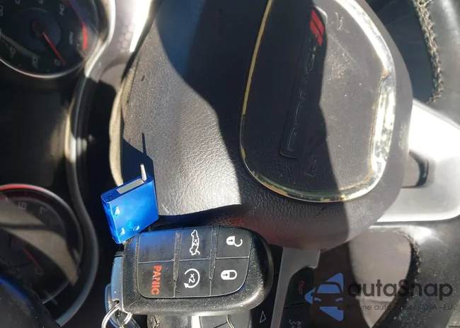 2C3CDXHG9GH251685: 44316170