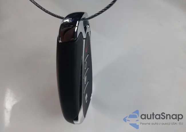 KL79MVSL9RB102637: 44316192