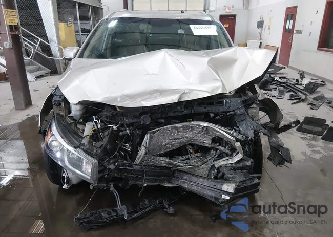 KNDMB5C19H6233543: 44316377