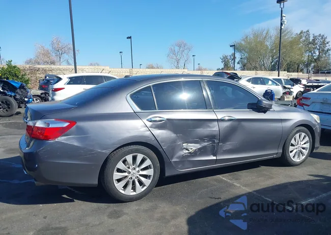 1HGCR3F89DA003000: 44316406