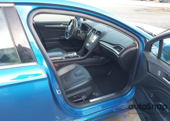 3FA6P0SU5KR258268: 44316423