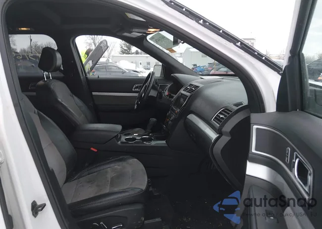 1FM5K7D81HGC99618: 44316476