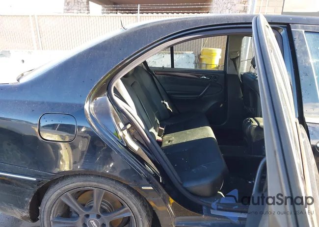 WDBRF64J42F282816: 44315705