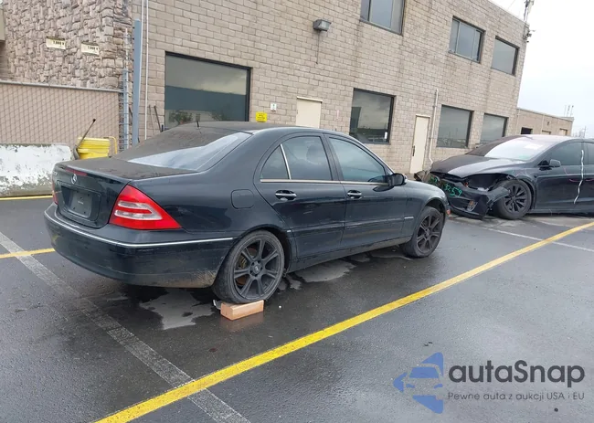 WDBRF64J42F282816: 44315705