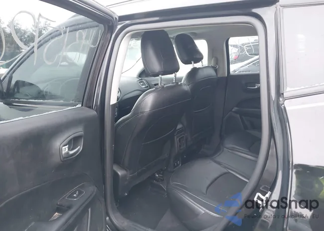 3C4NJDBB2KT682667: 44315726