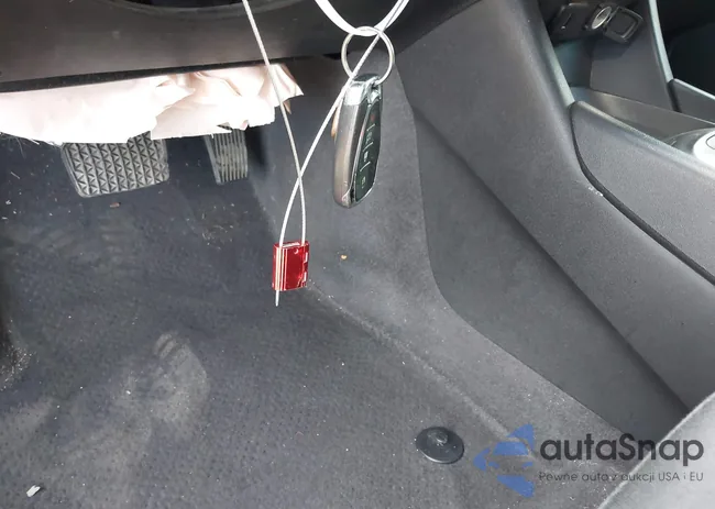 1G1ZB5ST2JF202626: 44315802