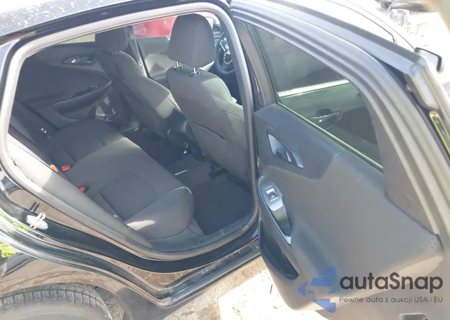 1G1ZB5ST2JF202626: 44315802