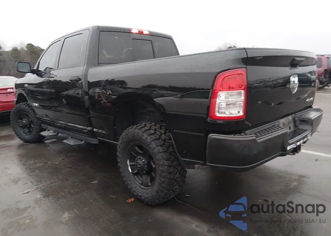 3C6UR5CJ0MG654675: 44315832