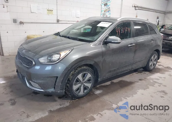 KNDCE3LC7J5122090: 44315894