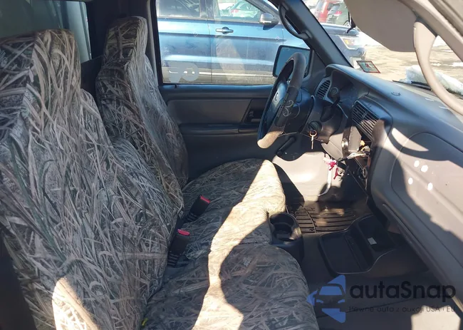 1FTYR10D17PA85403: 44315917