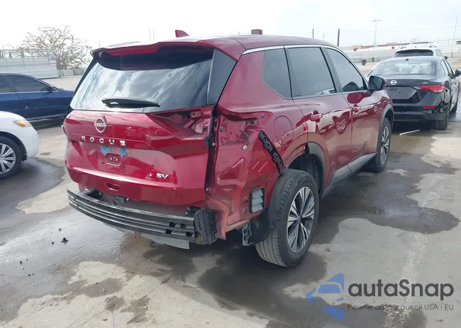 JN8BT3BA7PW000581: 44315936