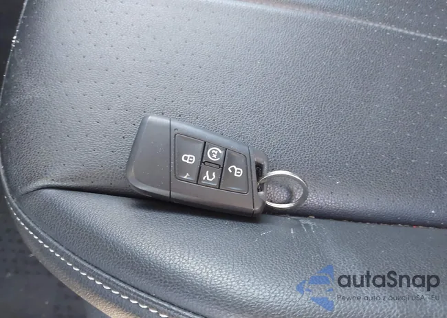 3VV3B7AX2PM126123: 44315978