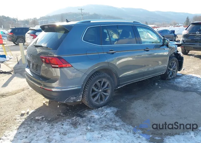 3VV3B7AX2PM126123: 44315978