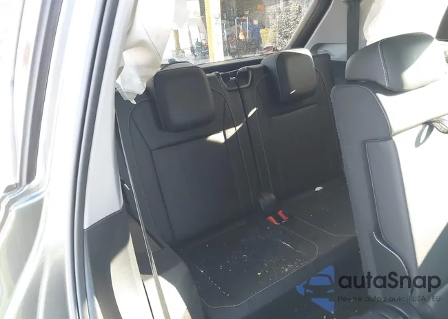 3VV3B7AX2PM126123: 44315978