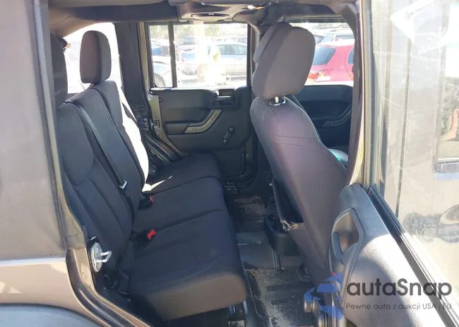 1C4BJWDG1EL245217: 44315982