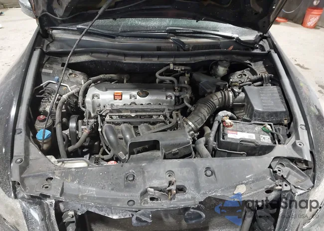 1HGCP2F69BA098069: 44316996