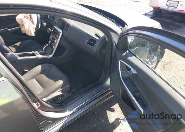 YV140MEK6H1373045: 44317005