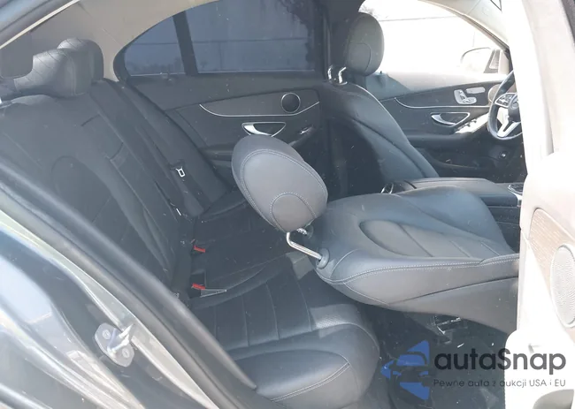 WDDWF8DB0KR501297: 44317062