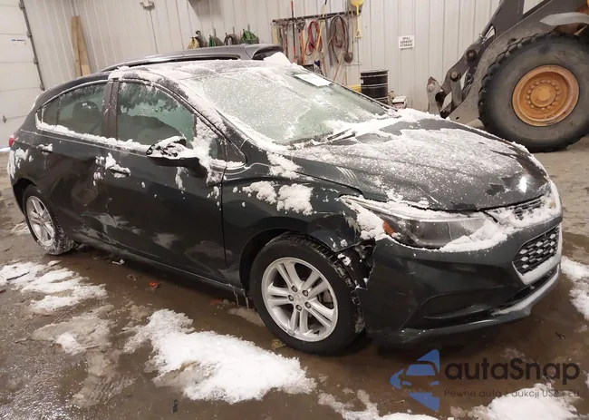 3G1BE6SM0HS585995: 44317086