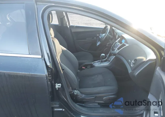 1G1PF5S9XB7122714: 44317128