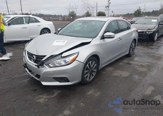 1N4AL3AP6HC208859: 44317151