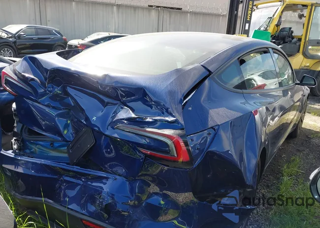 5YJ3E1EA7RF748460: 44317169