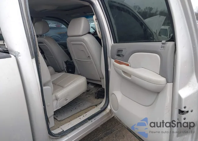 1GTHK23678F188596: 44317172