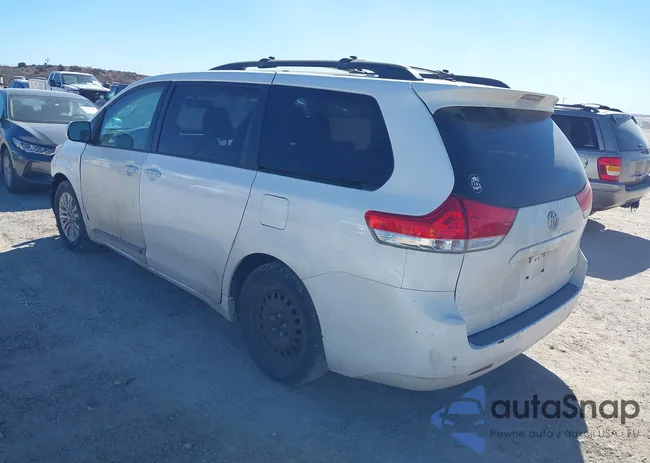 5TDYK3DC4DS324879: 44317199