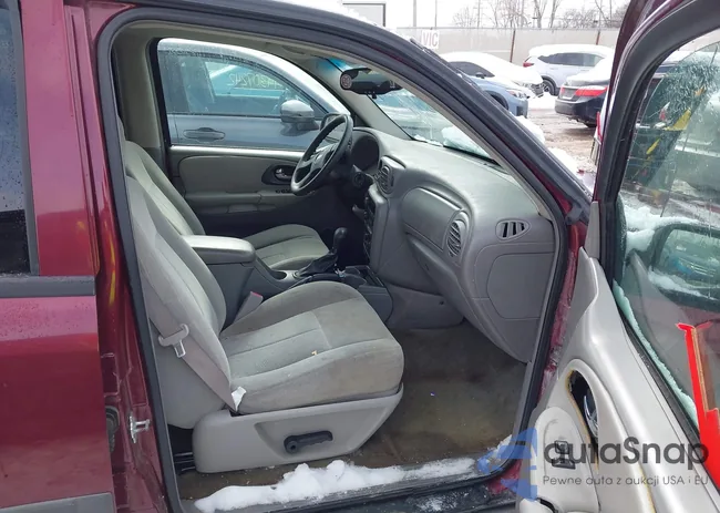 1GNET16S756100653: 44317259