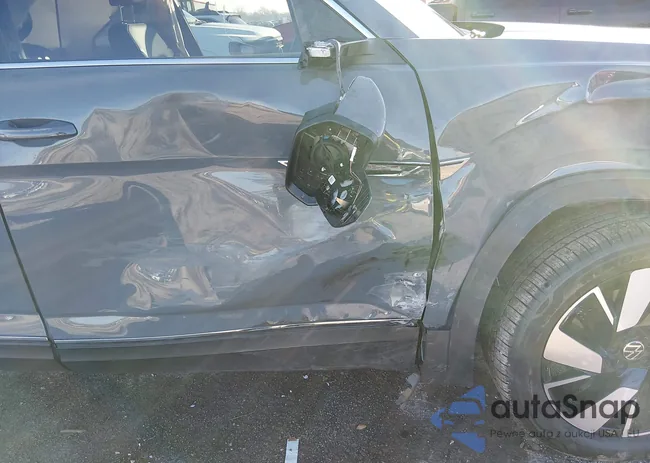 1V2BE2CA7SC208547: 44317318