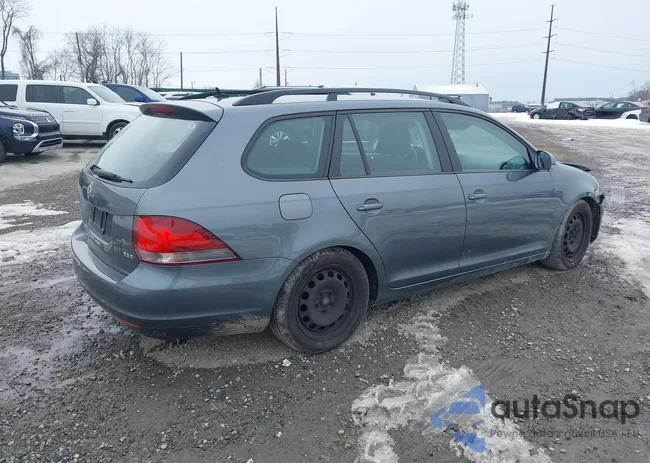 1VWAT7A37FC036561: 44317408