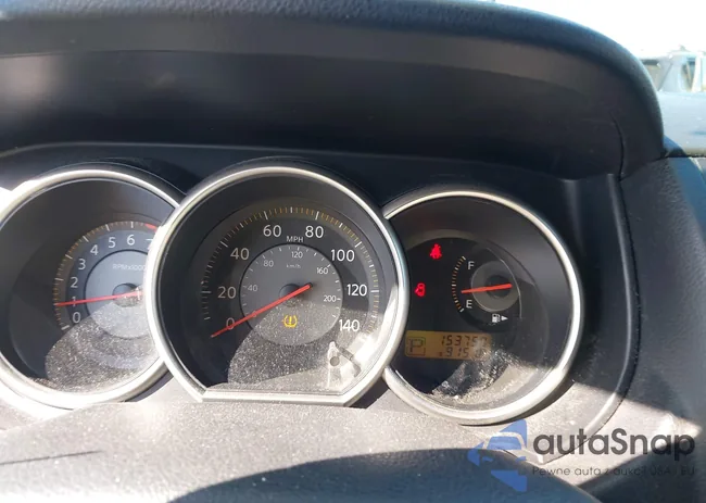 3N1BC13E98L425053: 44317409