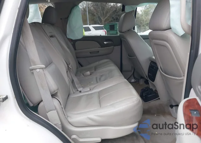 1GNSCBE03DR101384: 44317429