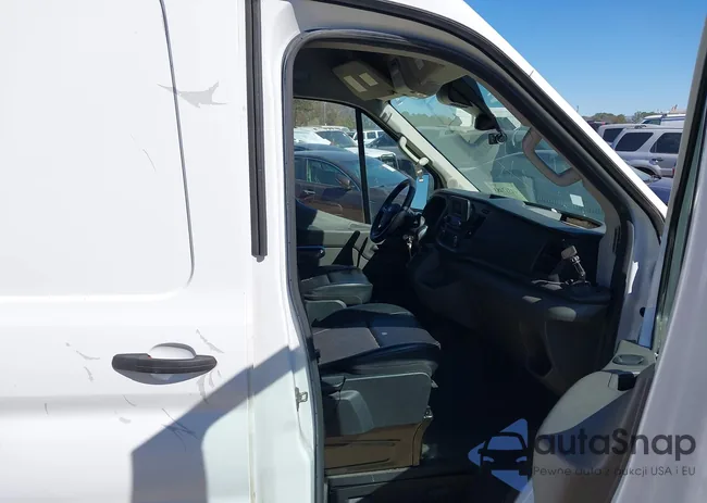 1FTBR1C82MKA73631: 44317483