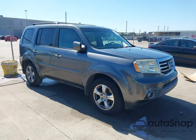 5FNYF3H51CB036093: 44317490