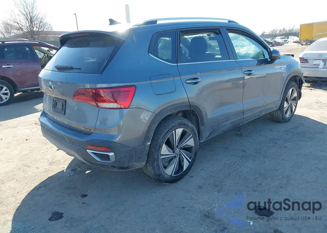 3VVVX7B20RM081702: 44316680