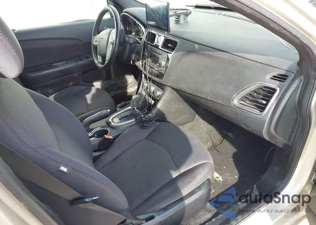 1C3CCBBG9EN114152: 44316698