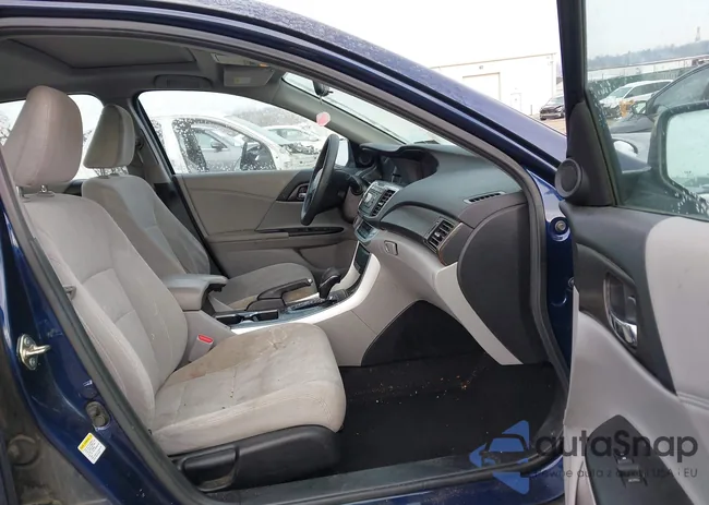 1HGCR2F74EA144530: 44316913