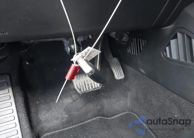 2FMPK3J98KBB92143: 44318040