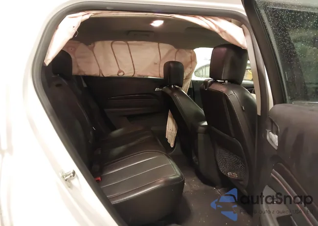 2GKFLVE38G6288499: 44318079