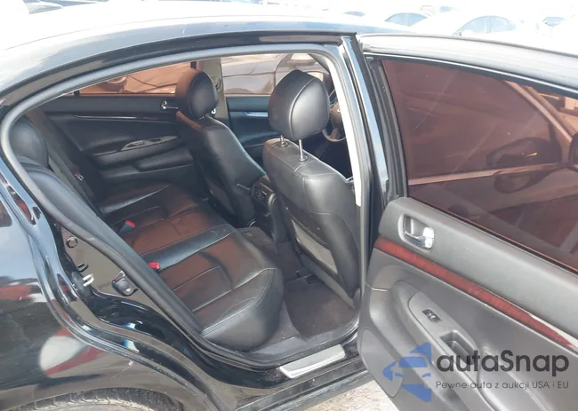 JN1CV6AP3BM300739: 44318094