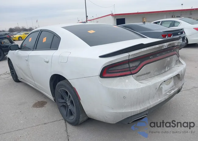 2C3CDXBG6JH239235: 44318136