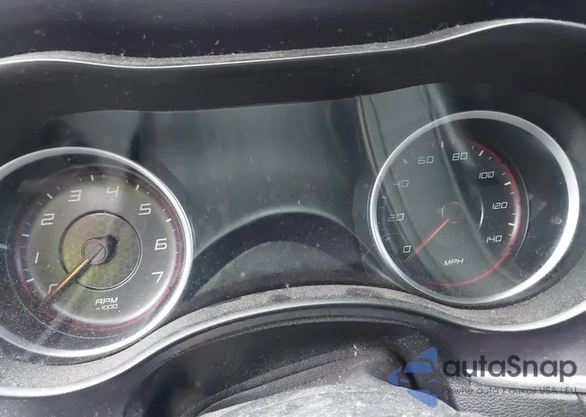 2C3CDXBG6JH239235: 44318136