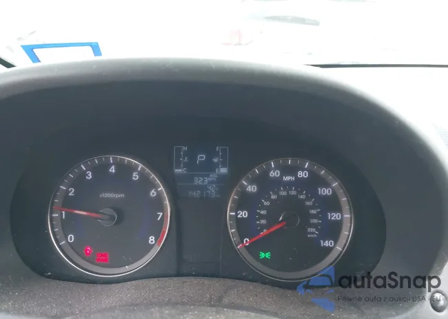 KMHCT5AE6FU213270: 44318164