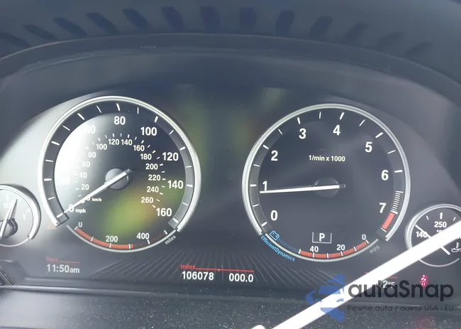 5UXKR0C3XH0X77350: 44318185